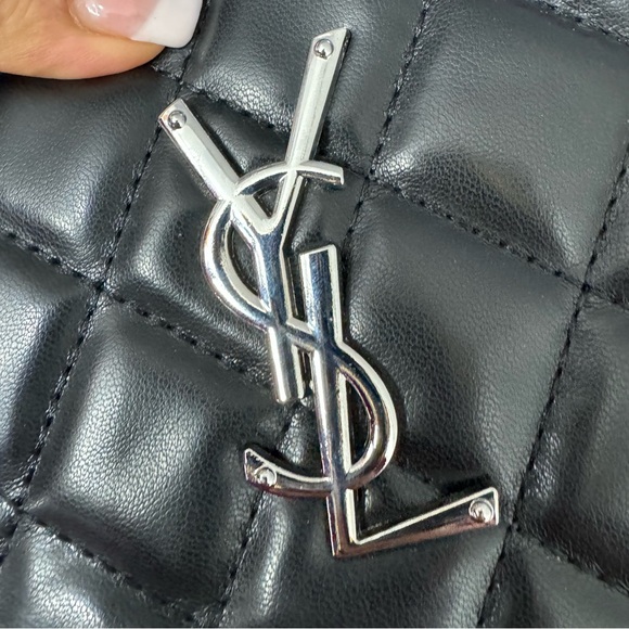 Black quilted affordable bag purse night or casual medium size - Picture 10 of 16